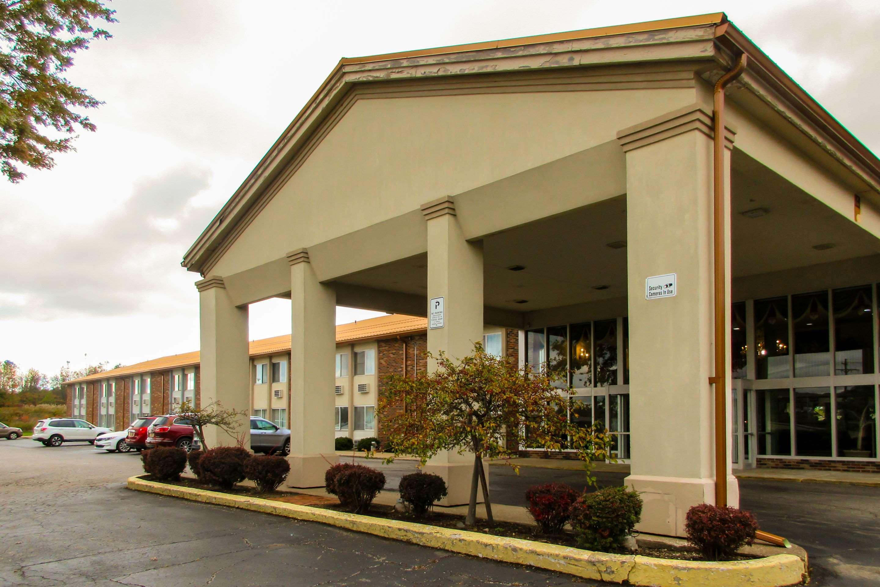 Days Inn By Wyndham Erie Kearsarge Buitenkant foto