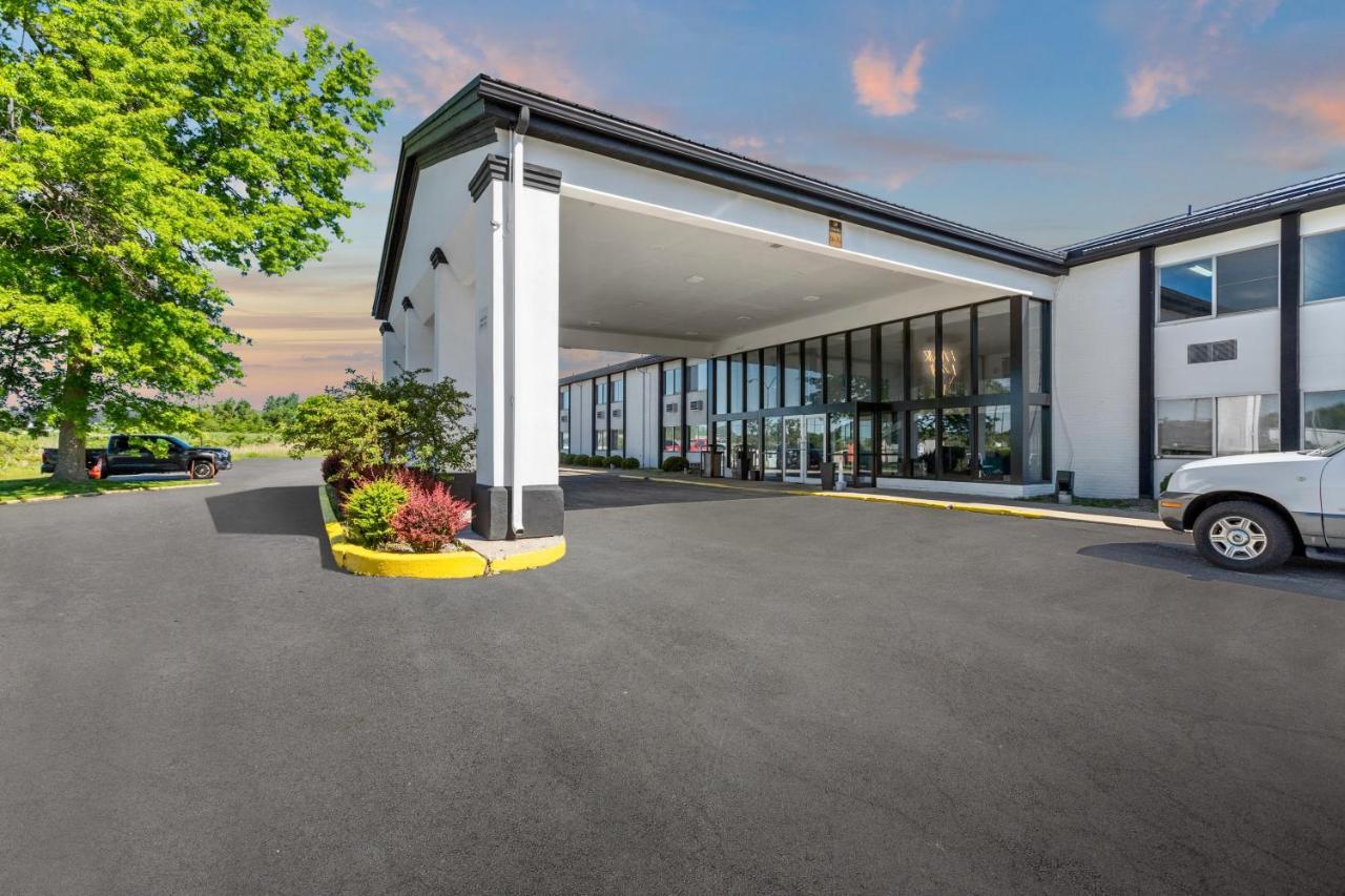 Days Inn By Wyndham Erie Kearsarge Buitenkant foto