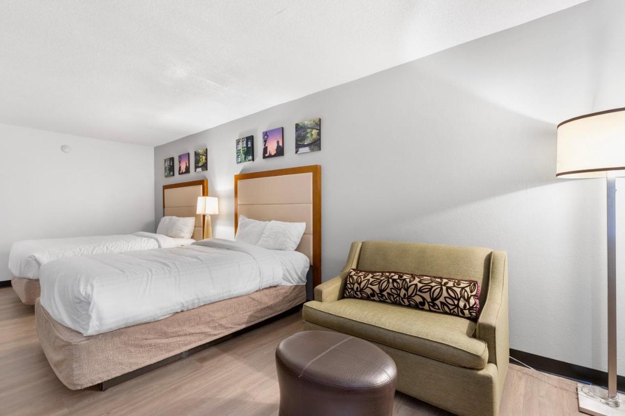 Days Inn By Wyndham Erie Kearsarge Buitenkant foto